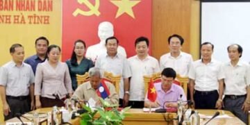 Bôlykhămxay bàn giao nhà nghỉ Xuân Thành cho Hà Tĩnh