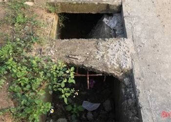 Vì sao nắp cống thoát nước hư hỏng trên tuyến ven biển Hà Tĩnh chưa được sửa chữa?