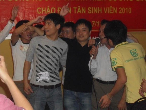 Cương Gián Online
